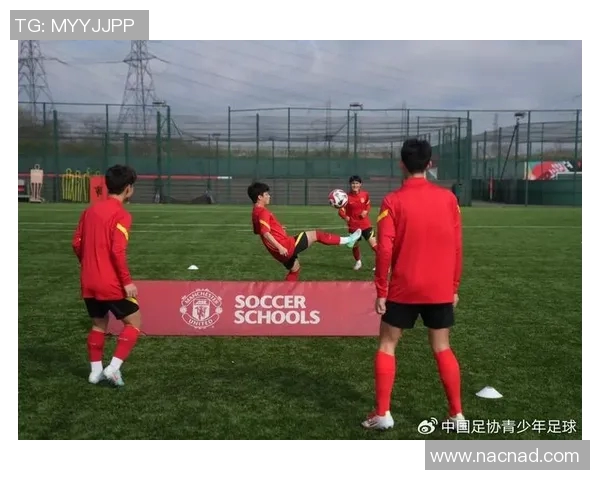 香港足球明星队球会携手本地青训推动足球发展助力社区体育繁荣